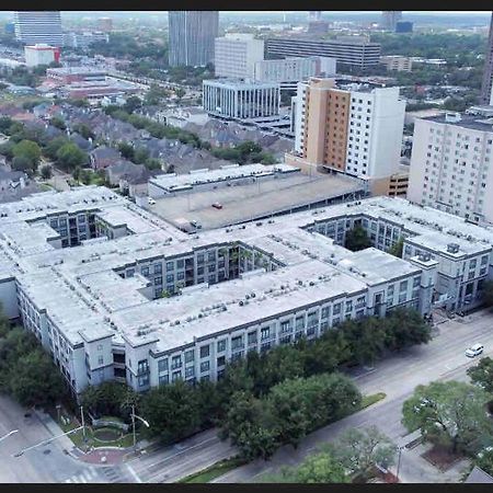 Luxury 1Bedroom/Pool View/ Galleria W/Study Desk Houston Dış mekan fotoğraf